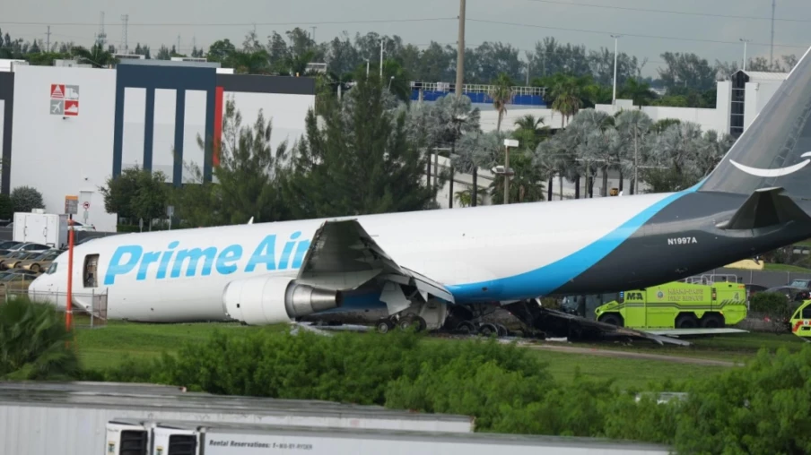 Accident d’un avion-cargo Amazon à Miami : cinq morts, cinq blessés