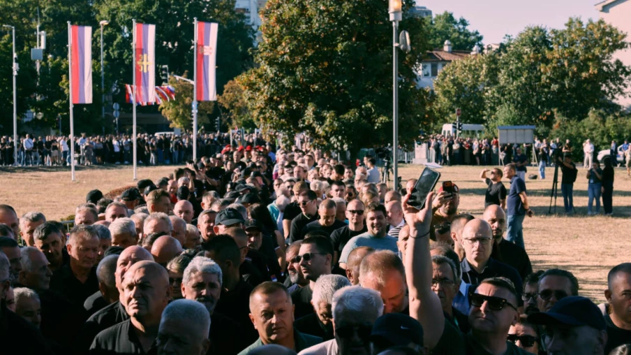 À Belgrade, foule et hommages avant les obsèques de Ratko Mladic