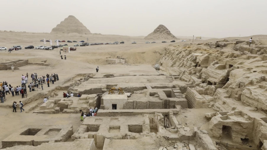 Égypte : découverte d'une tombe de 4300 ans près du Caire