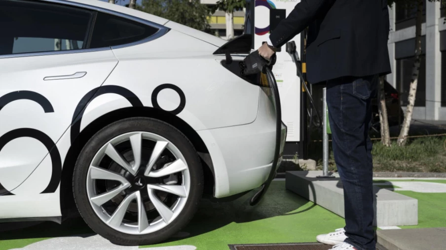 Bornes de Recharge Électrique: Le Conseil des États Soutient l'accès dans les Immeubles Bornes de Recharge Électrique: Le Conseil des États Soutient l'accès dans les Immeubles