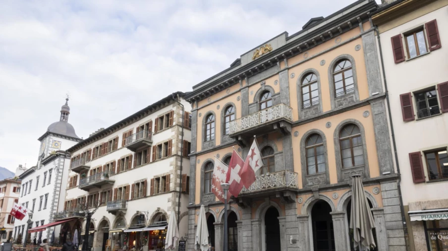Valais : refus des enveloppes préaffranchies pour les élections