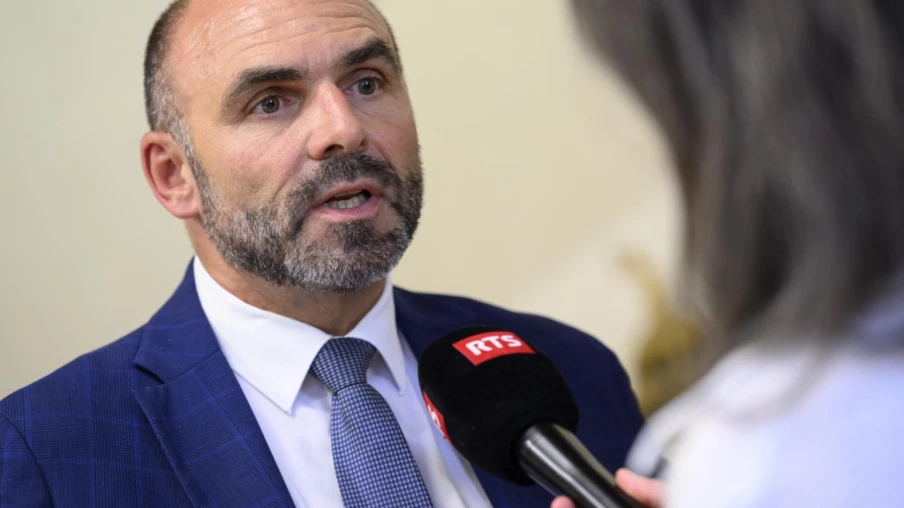 Succession de Laurent Favre : élection complémentaire fixée au 28 février