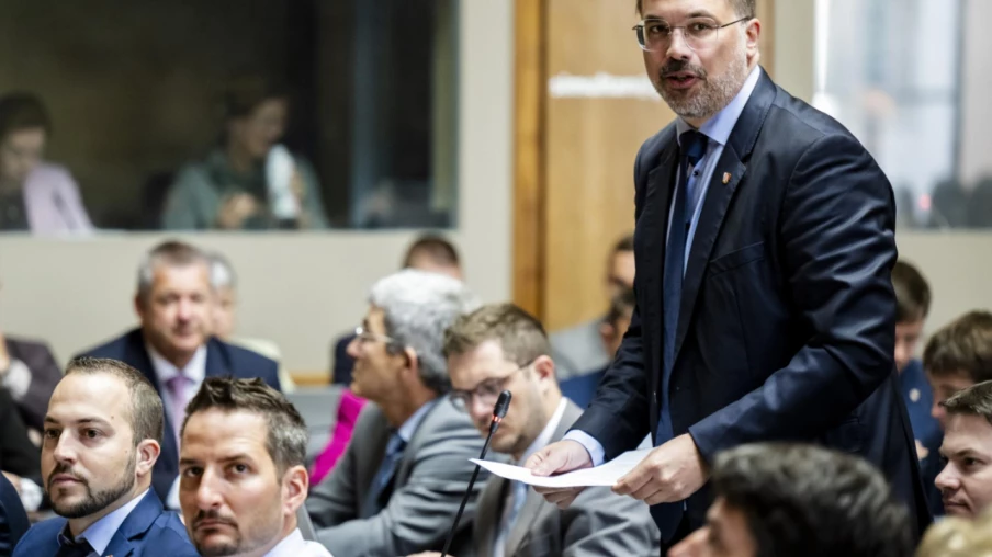Le Valais veut un plan cantonal pour baisser les primes maladies