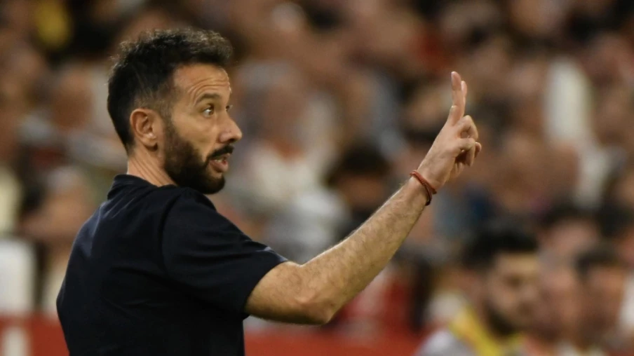 Valence annonce le départ de Carlos Corberan après un mauvais début de saison