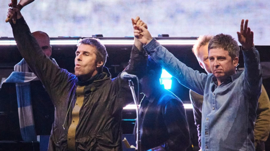 Oasis annonce une tournée mondiale 2027 avec 38 concerts