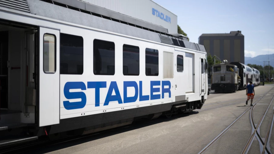 Stadler livrera huit locomotives Eurolight Dual en Italie