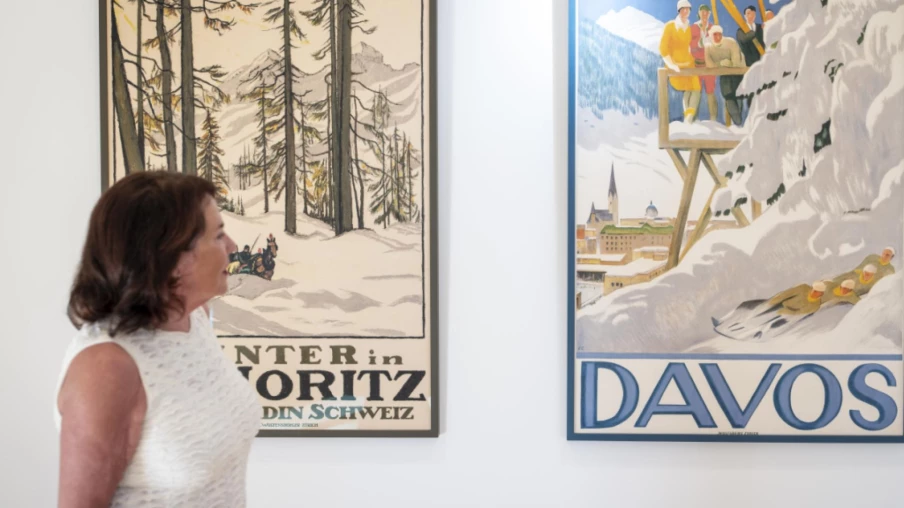 Zurich : une exposition retrace 120 ans d’affiches suisses
