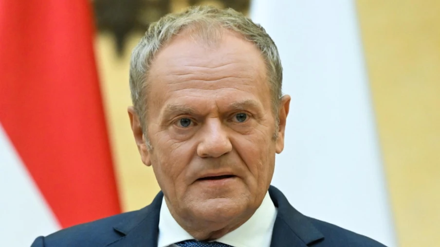 Pologne : la droite manifeste devant le Tribunal constitutionnel