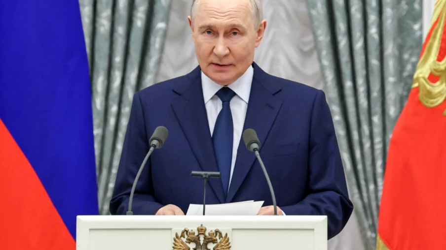 Législatives en Russie : Russie unie donnée vainqueur au Kremlin