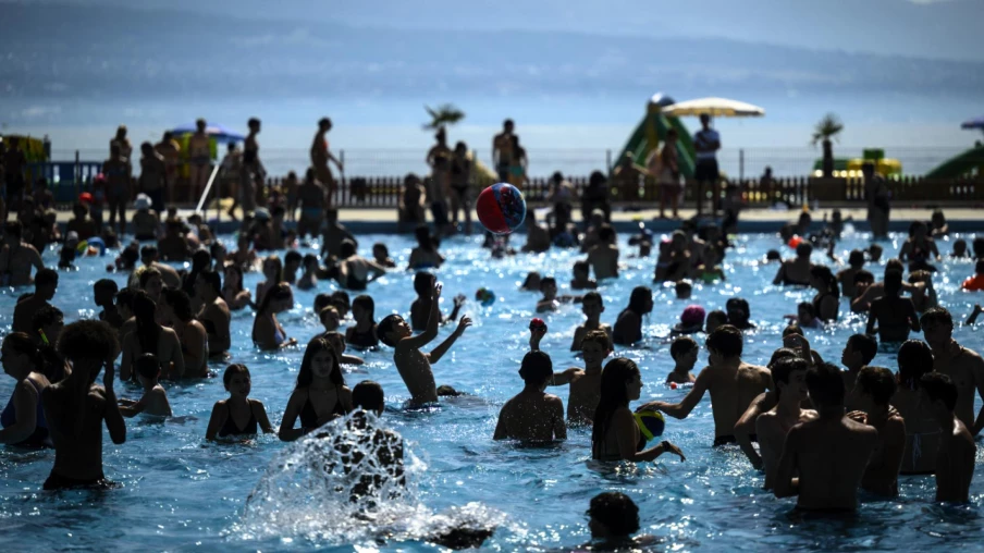 Canicule : le Grand Conseil vaudois refuse la gratuité des piscines publiques