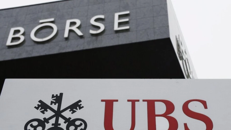 UBS recule légèrement après le vote du Conseil des États sur les fonds propres