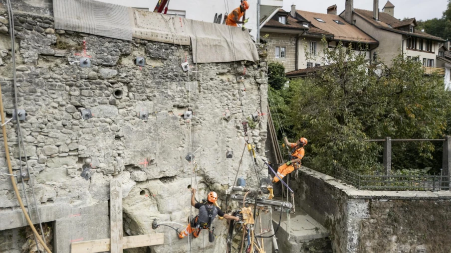 Fribourg : travaux urgents pour sécuriser la falaise des 3 Rois