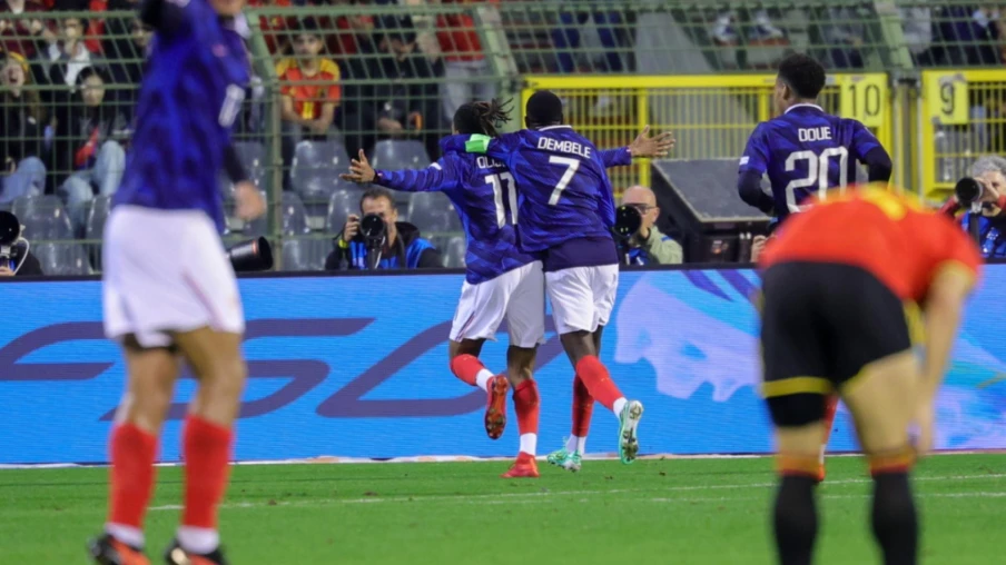 La France s’impose au bout du suspense, l’Italie écrase la Turquie