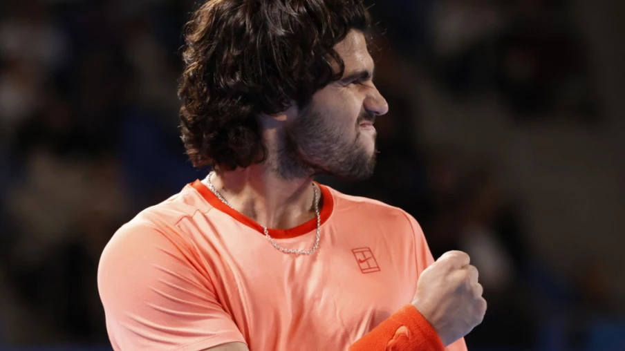 Alcaraz en finale à Tokyo malgré un gros trou d'air