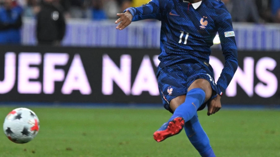 La France de Zidane bat la Belgique, l’Italie domine la Turquie