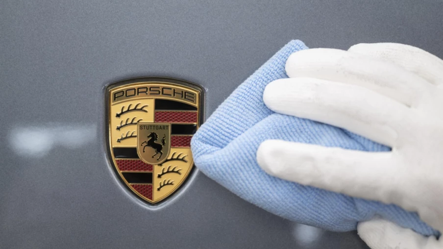 Porsche mise sur des voitures plus chères pour redresser sa rentabilité