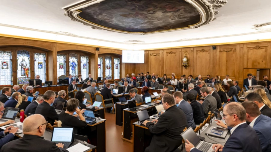 Fribourg modifie la loi sur les impôts cantonaux directs