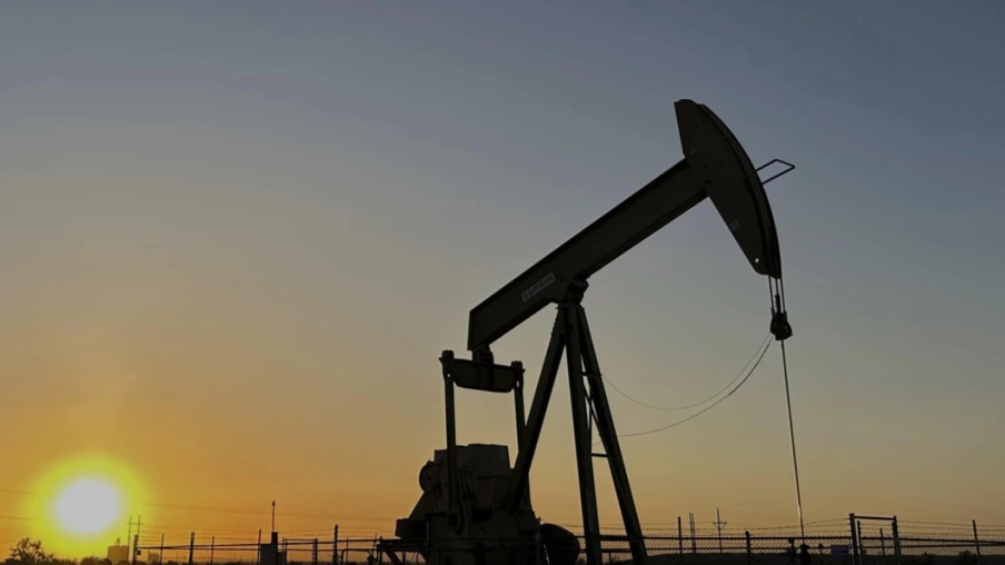 USA : les stocks commerciaux de pétrole brut repartent à la baisse
