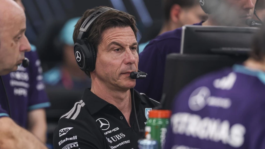 Toto Wolff ironise sur les accusations de favoritisme chez Mercedes F1