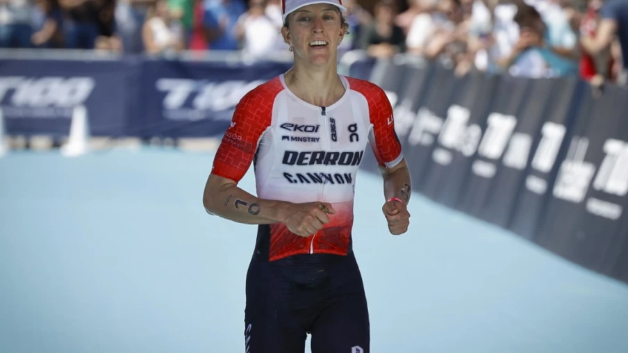 Julie Derron bronze à l’Ironman d’Hawaï, Imogen Simmonds 5e