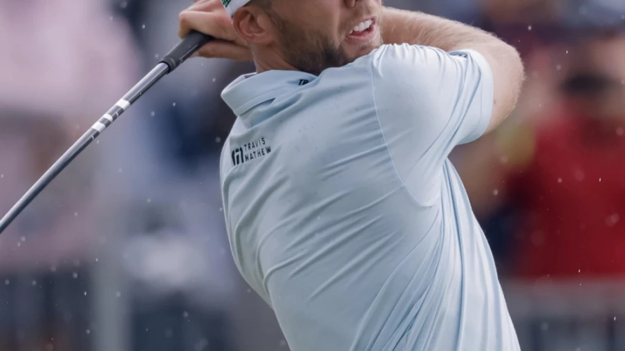 Burns maintient son avance avant le dernier jour de l'US Open de Golf Burns maintient son avance avant le dernier jour de l'US Open de Golf