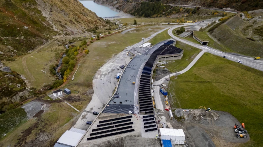 Tunnel du Grand-St-Bernard va installer 1000 panneaux solaires