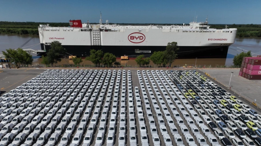 L’UE plafonne les importations de voitures hybrides chinoises à 350 000