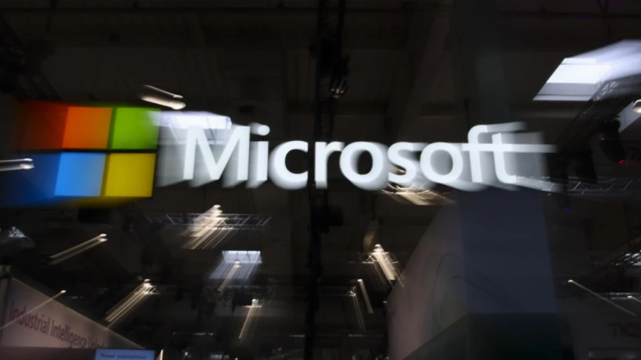 Microsoft priorise ses puces Maia pour ses services d’IA
