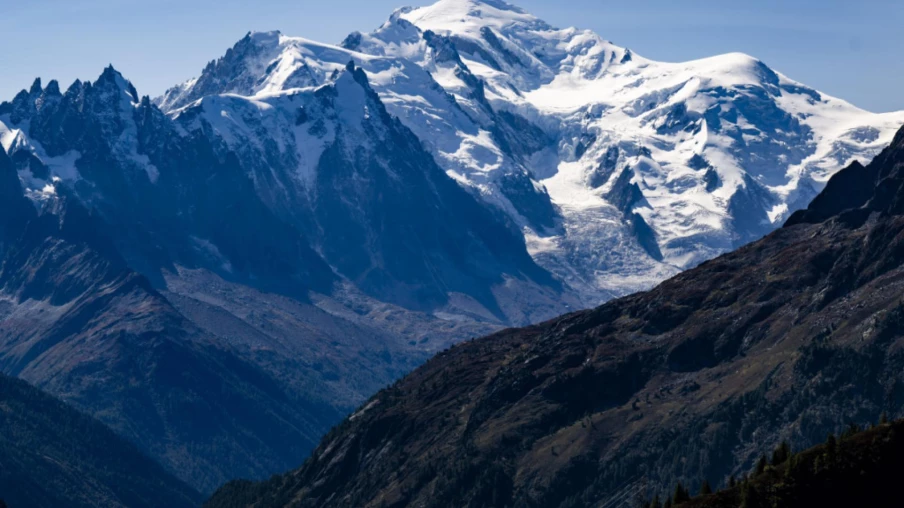 Mont Blanc : mesuré à 4807,47 mètres, 1,88 mètre de plus qu’en 2023