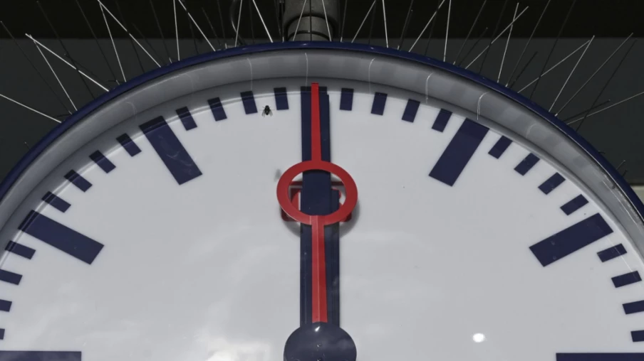 La seconde intercalaire disparaît dès 2027 pour les horloges atomiques