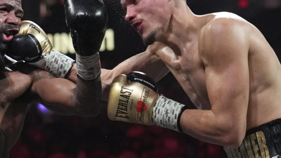 Brandon Figueroa perd son titre WBA des poids plume à la pesée