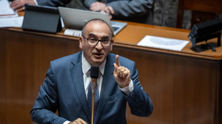 Macron refuse la démission de son ministre de l'Intérieur après les violences