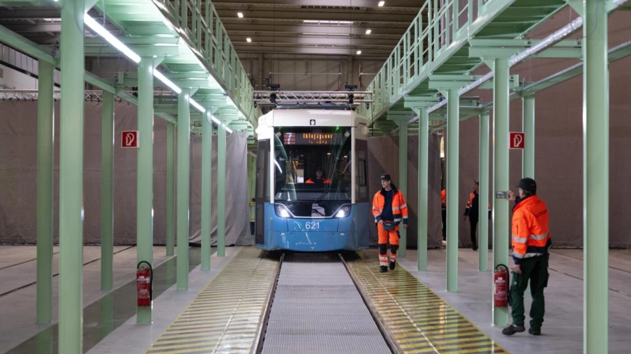 Alstom remporte une commande de 800 millions d'euros pour le métro de Hanoï