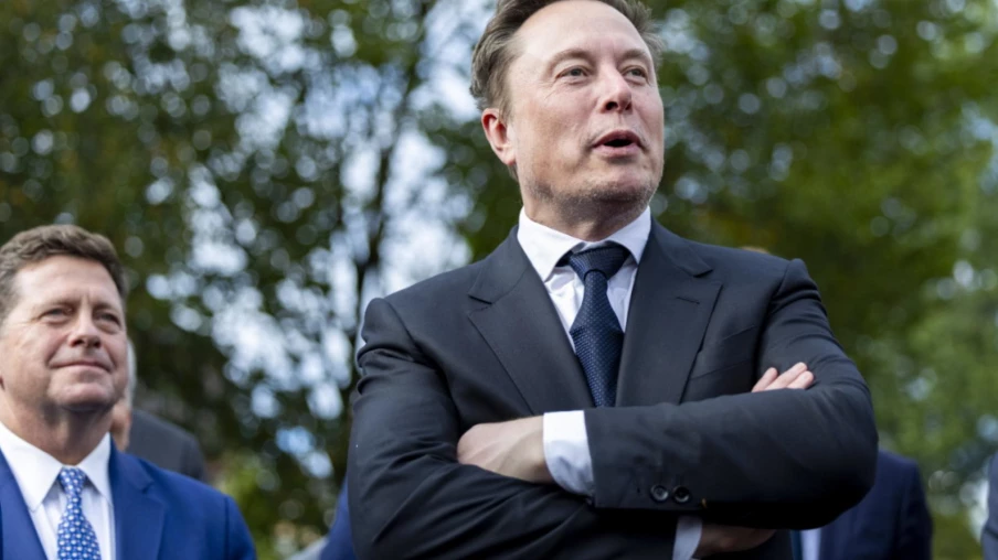 Elon Musk promet une action SpaceX à chaque enfant américain