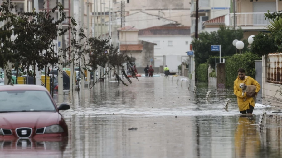 Pluies et inondations en Espagne : quatre morts dans la région de Valence