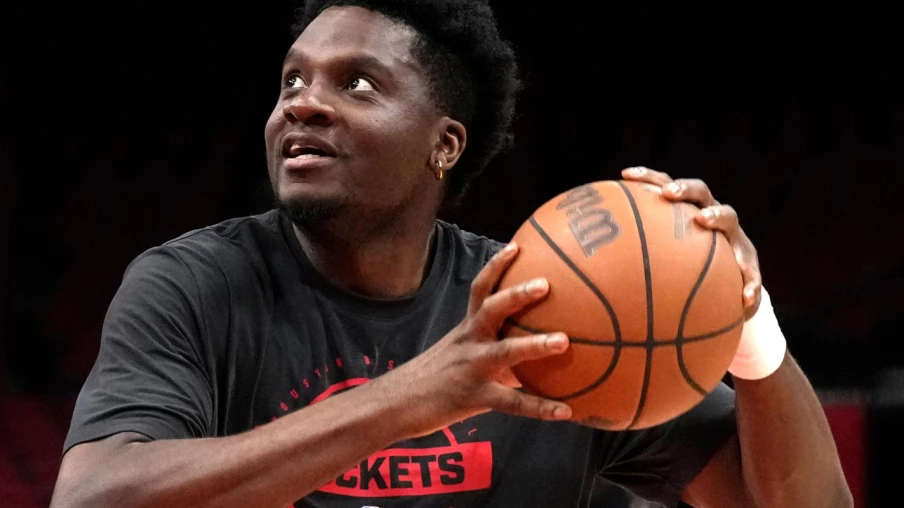 Clint Capela entame sa 13e saison NBA avec gratitude