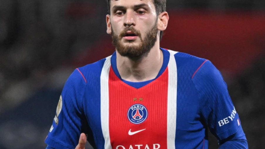 PSG : Kvaratskhelia victime d’une rupture du ligament croisé au genou droit