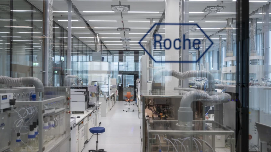 Roche prépare une étude clinique clé pour le prasinézumab contre Parkinson