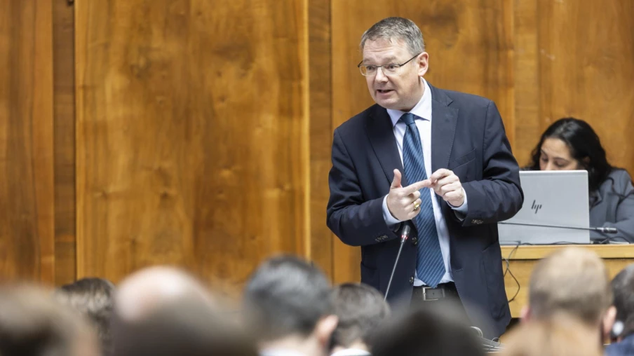 Succession de Guy Parmelin : quatre candidats annoncés, un cinquième possible