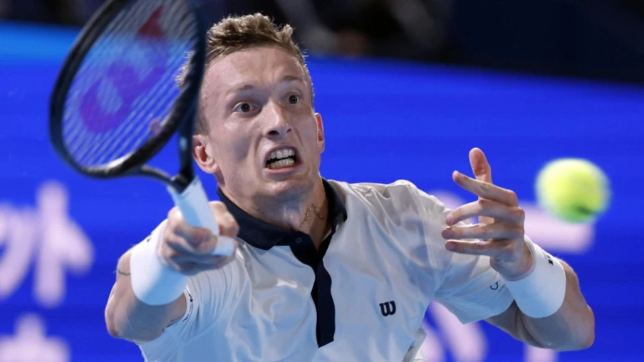 Wawrinka affronte Lehecka au 1er tour des Swiss Indoors à Bâle