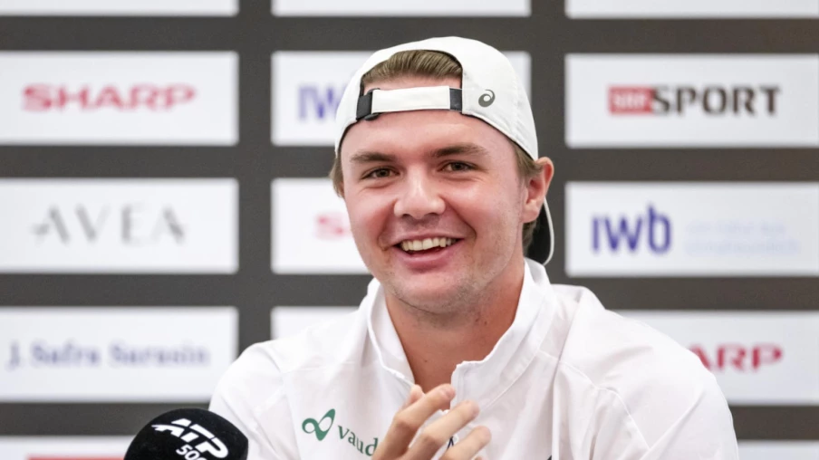 Stricker et Brunold débutent lundi aux Swiss Indoors de Bâle