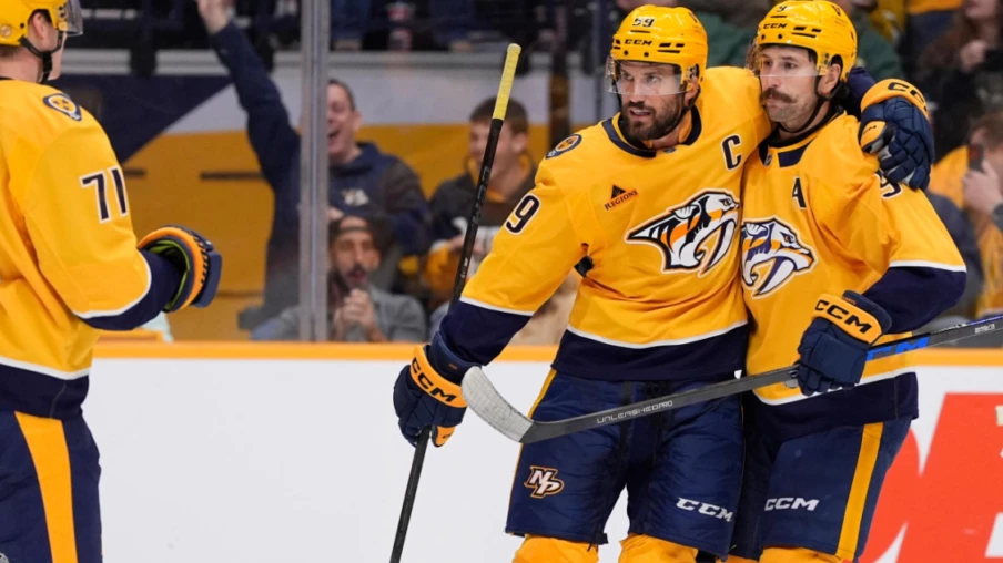 Trois assists de Roman Josi lors de la victoire des Predators en NHL