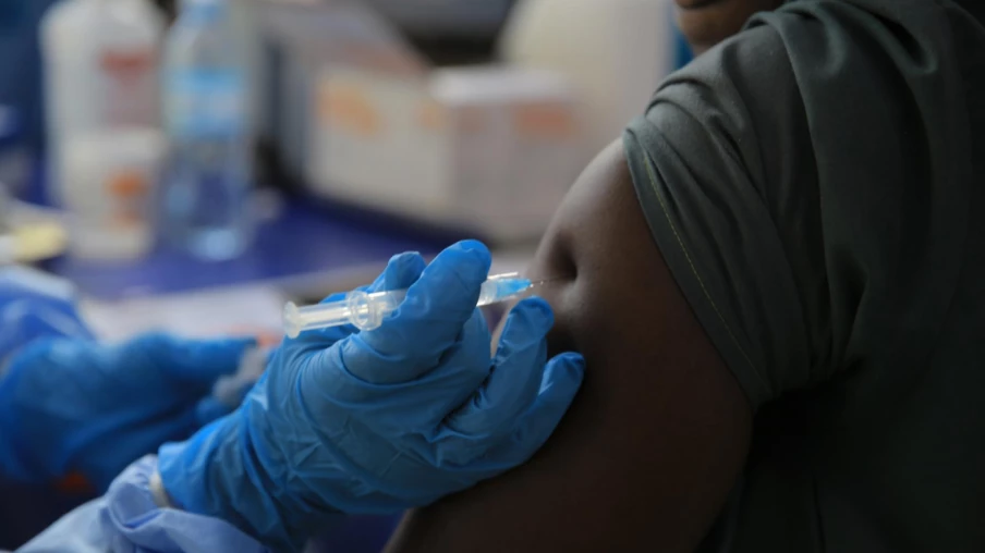 Une Suissesse atteinte d'Ebola rapatriée du Nigeria en Suisse