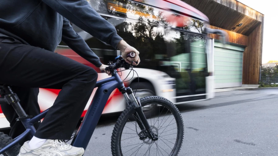 Sion : un nouvel axe cyclable sécurisé de la gare à la cathédrale