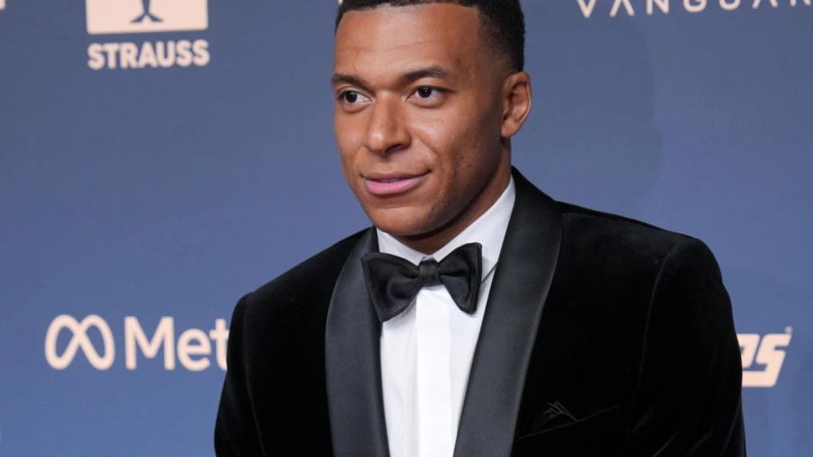 Mbappé présente ses excuses après des propos sur Mao Zedong