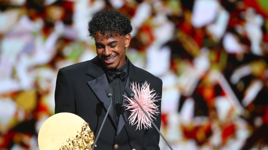 Lamine Yamal réagit à sa 3e place au Ballon d'Or 2026