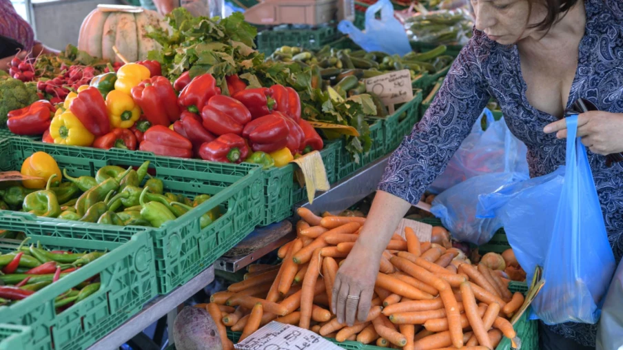 Commerce de détail en hausse de 2,2 % sur neuf mois selon NielsenIQ