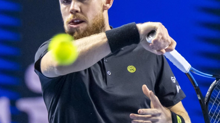 Swiss Indoors : Shapovalov bat Bertola, seul Kym reste en lice