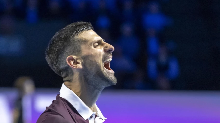Djokovic bat Humbert et file en 8es aux Swiss Indoors de Bâle