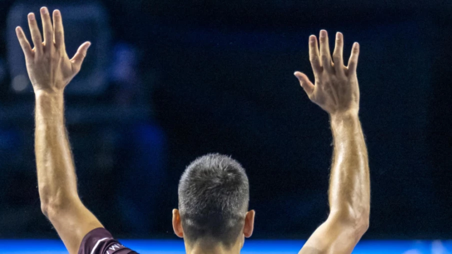 Djokovic éliminé à Bâle par Struff avant les demi-finales
